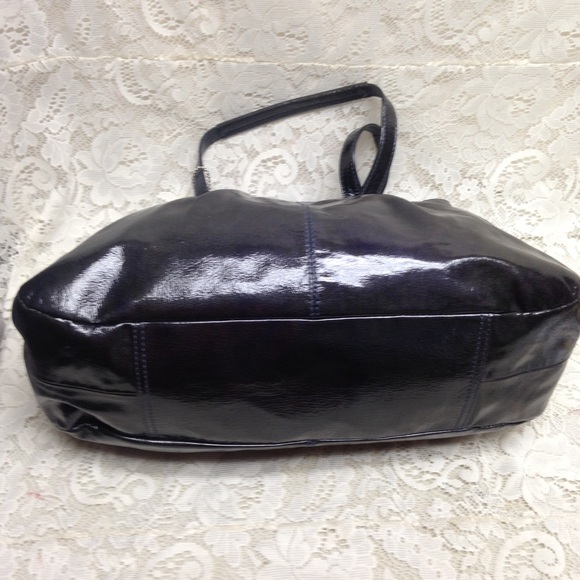 Coach -Black Patent Leather Shoulder Bag - Picture 11 of 14